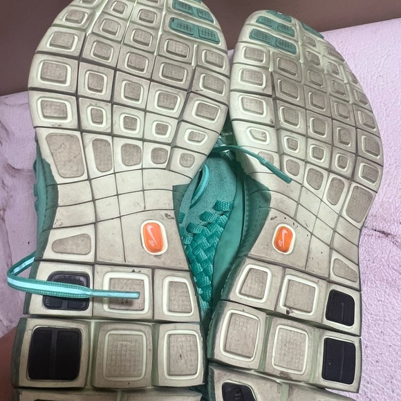 Nike Free Inneva Woven II SP Verde & Vapour Green 9.5 sneakers/trainers/shoes - Picture 8 of 10